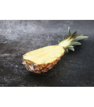 Ananas Bouteille - 1/2 pièce en ligne sur Maison Seyssac